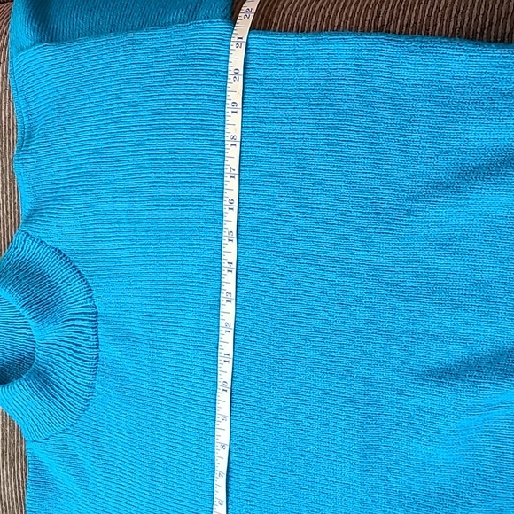 Handknit Mock Neck Sweater - Picture 7 of 9